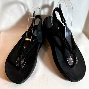 FITFLOP Sz 8.5 Sparkly Front Post Velcro Closure Strap Platform Slip On Sandals